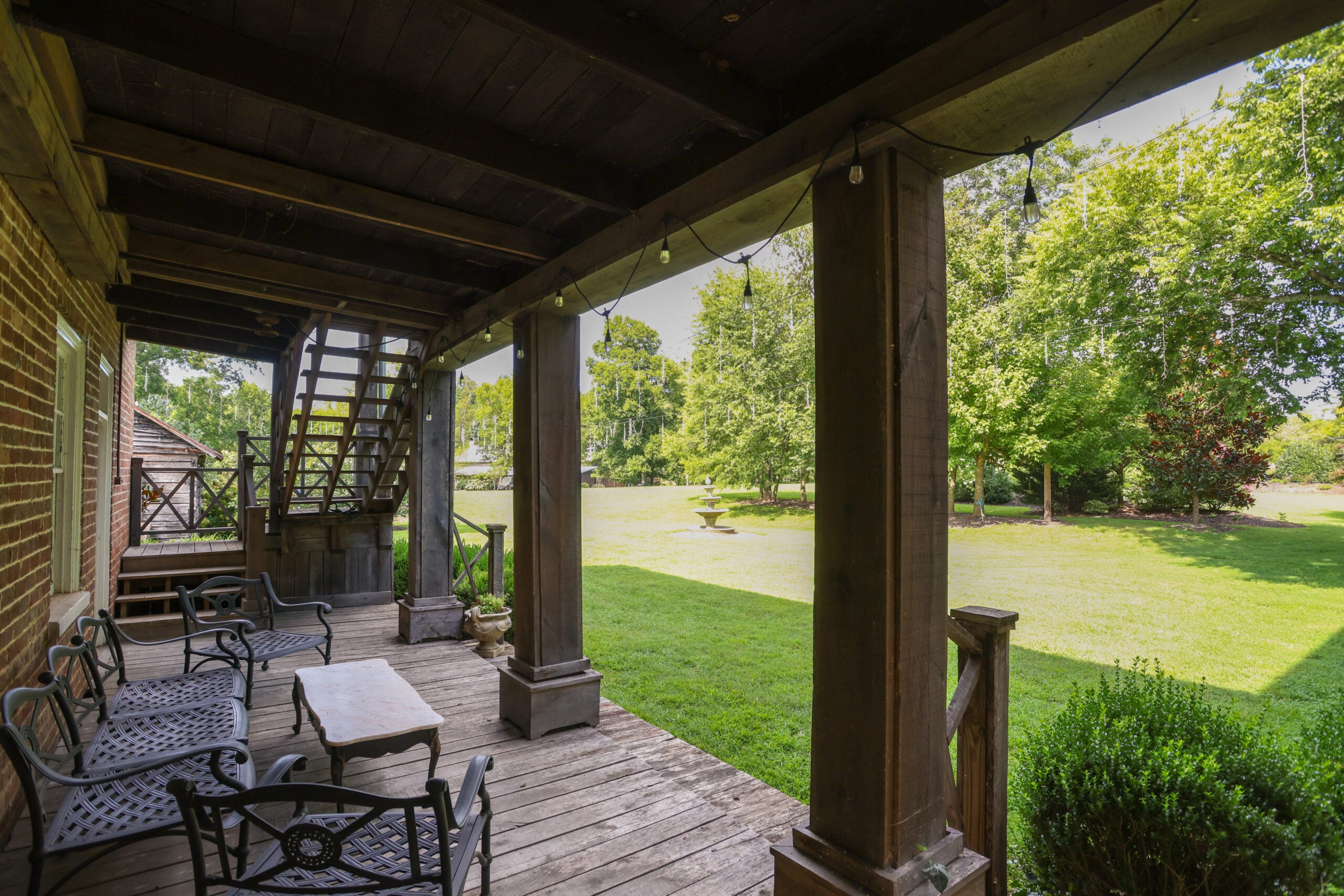 0V7A0200 Private gatherings at Cherokee Creek Farm